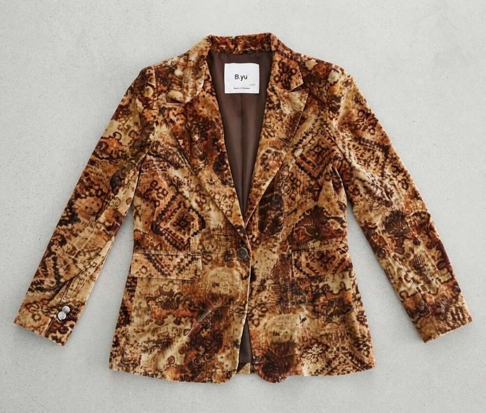B.yu Velvet Blazer Size M Brown Patterned Jacket Made in Italy